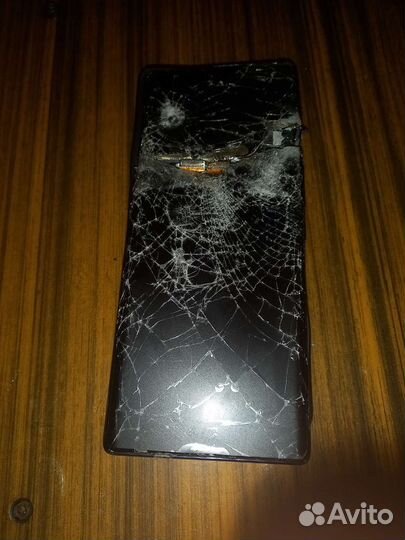 Телефон honor70