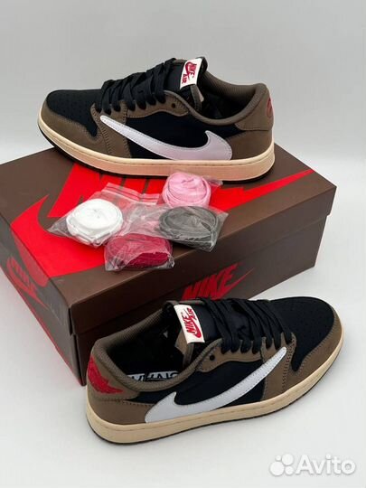 Nike Air Jordan 1 Retro Low 