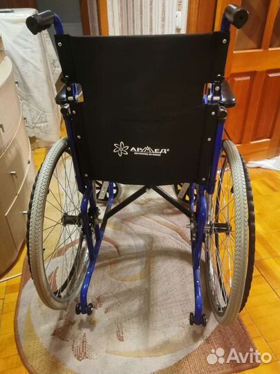 Инвалидная коляска