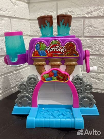 Набор игровой конфетная фабрика Play-Doh Kitchen