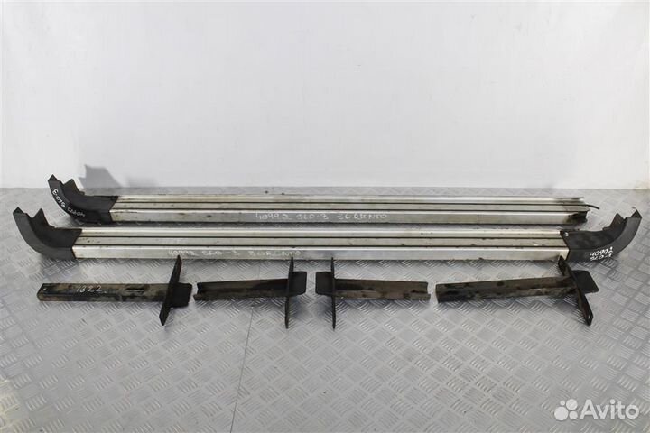 Подножки комплект Hyundai-Kia Sorento 2 2009-2021