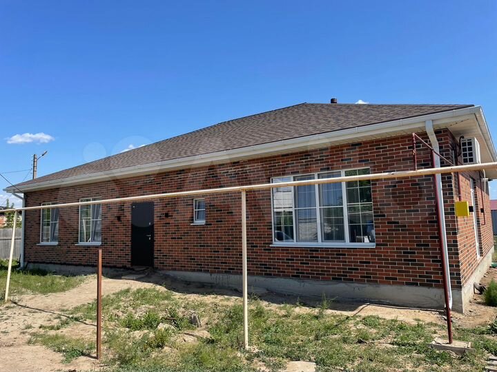 Дом 220 м² на участке 8 сот.