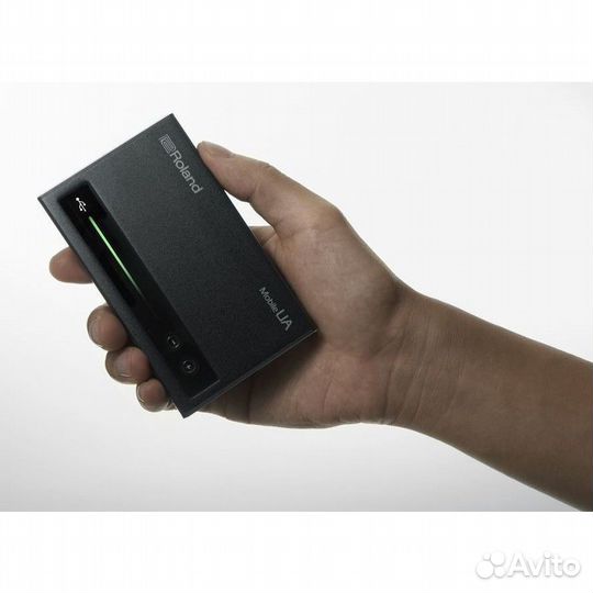 Цап DAC Аудиоинтерф. Roland UA-M10 Звуковая карта
