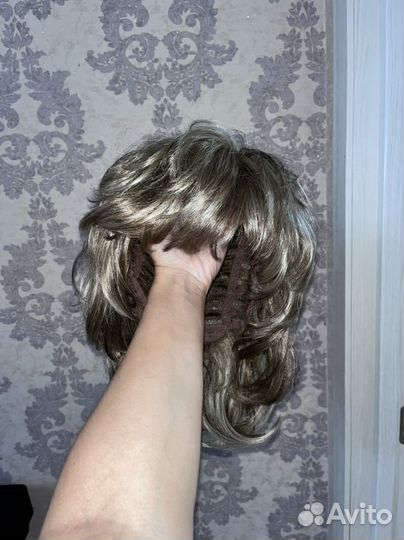 Парик каскад