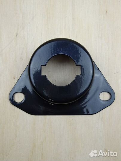 Кронштейн замка зажигания ява