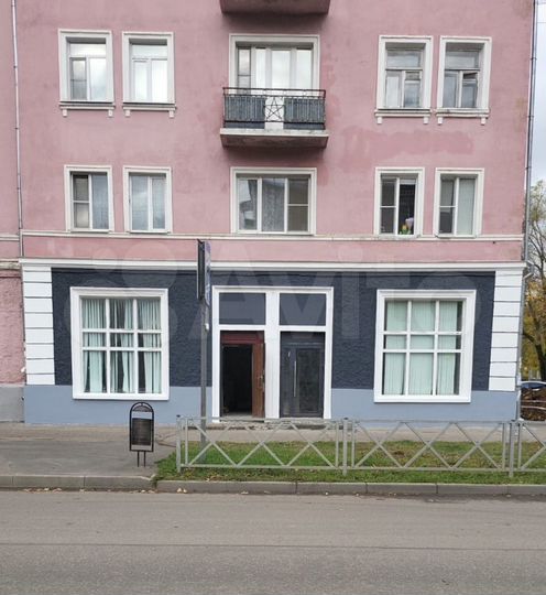 Торговая площадь, 53 м²
