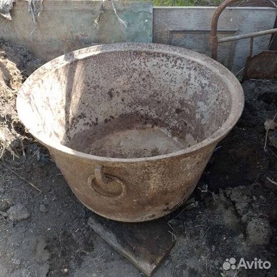 Раритетный чугунный казан конца 19 века