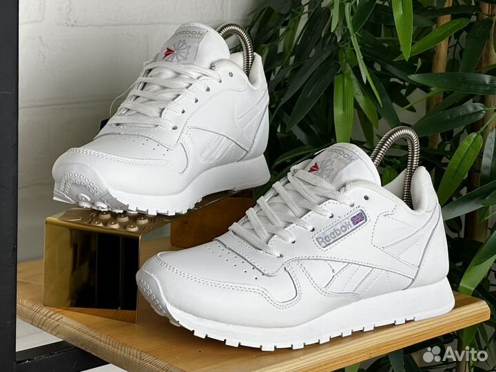 Кроссовки женские Reebok Classic 36-41 белые