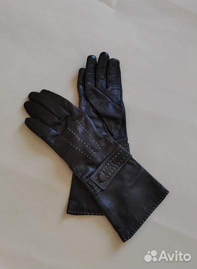 Женские перчатки