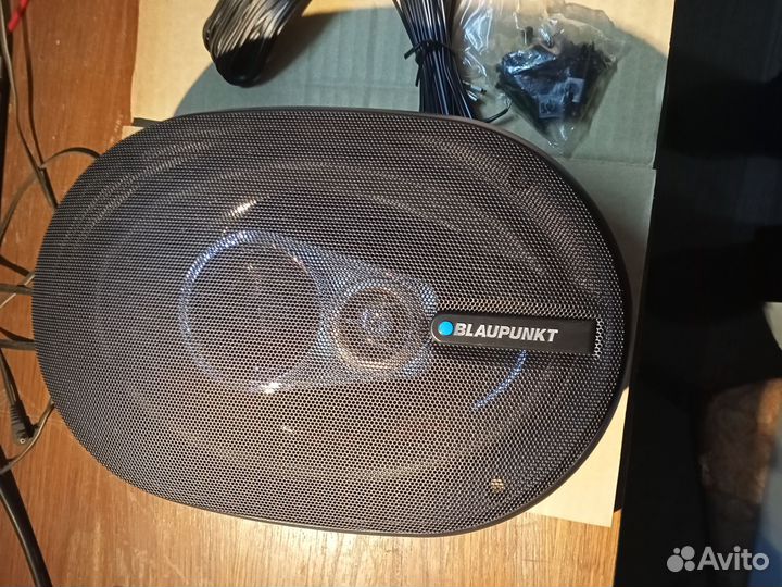 Автомобильные колонки 2 шт в комплекте