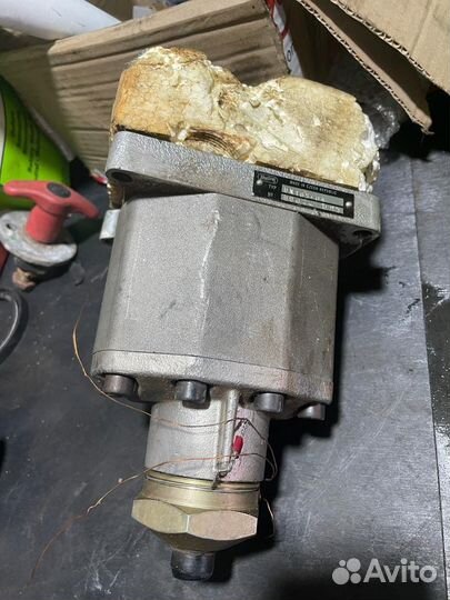 Tatra 815 насос рулевого управления