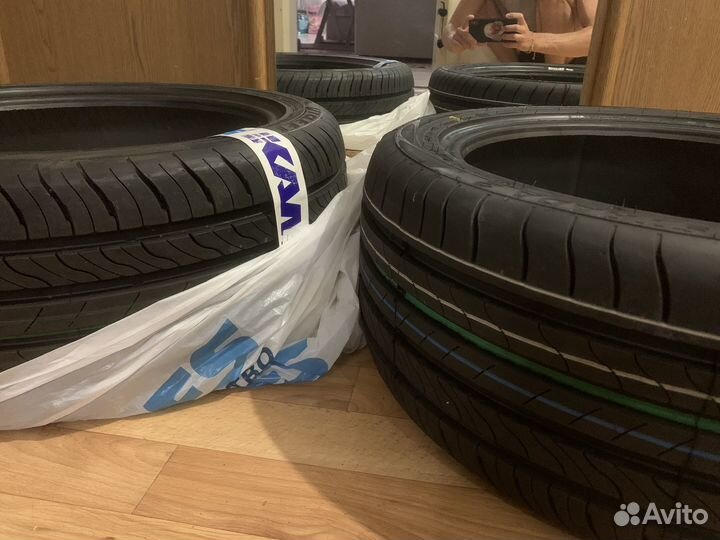 Viatti Strada 2 (V-134) 225/45 R17