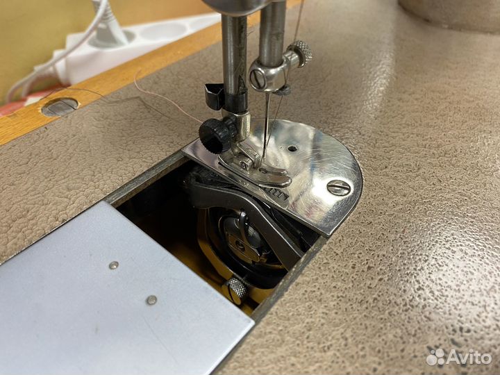 Подольская швейная машина (пмз 1М)