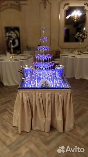 Пирамида-для-шампанского