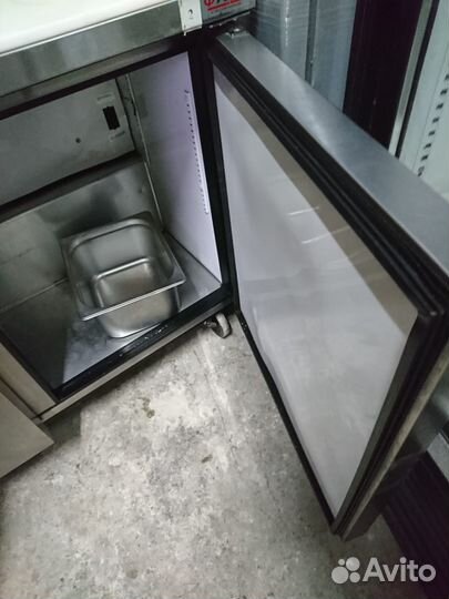 Преп-стол для сбора сэндвичей True tssu-48-12