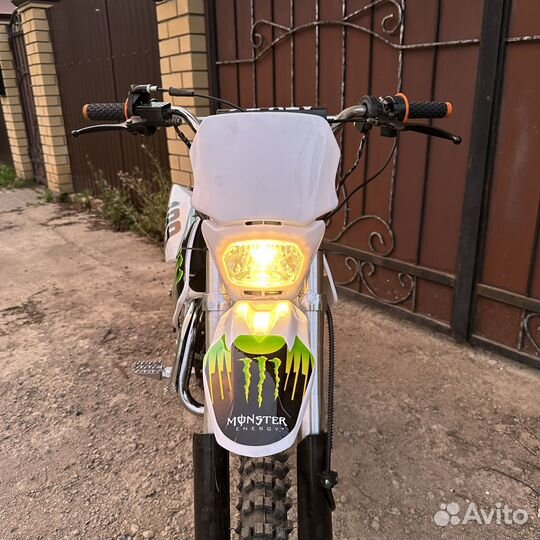 Питбайк (новый) Кроссовый мотоцикл 17/14r