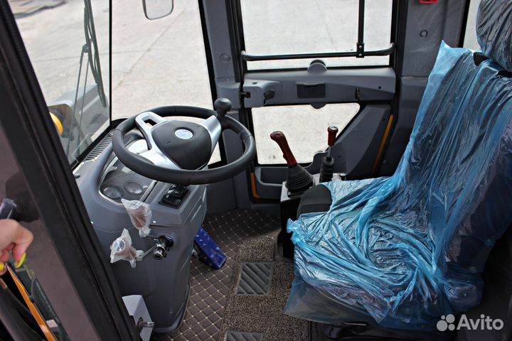 Фронтальный погрузчик Redstar ZL25, 2023