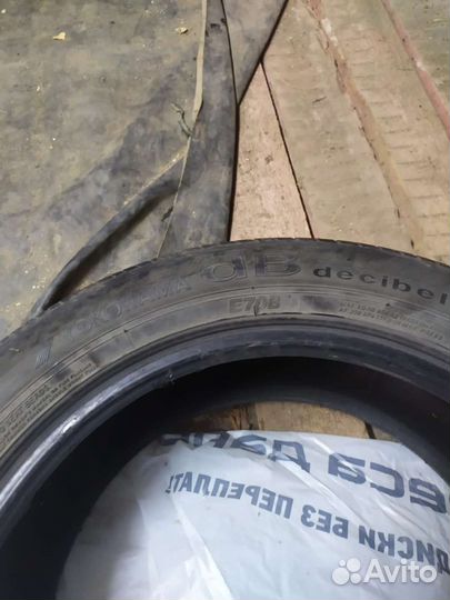 Yokohama dB Decibel E70B 215/55 R17 V
