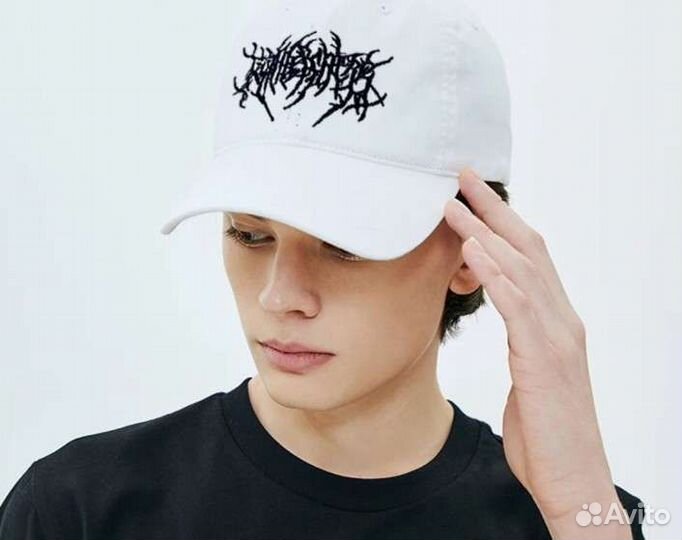 Бейсболка белая, регулируемая