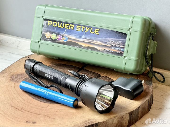 Мощный фонарь тактический светодиодный дальнобойн