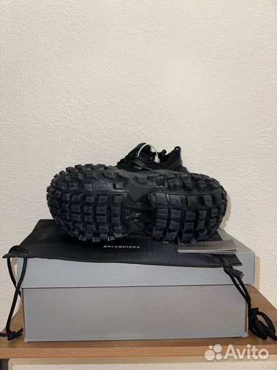 Balenciaga Defender Оригинал