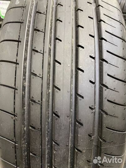 Yokohama BluEarth-XT AE61 225/60 R18 104W