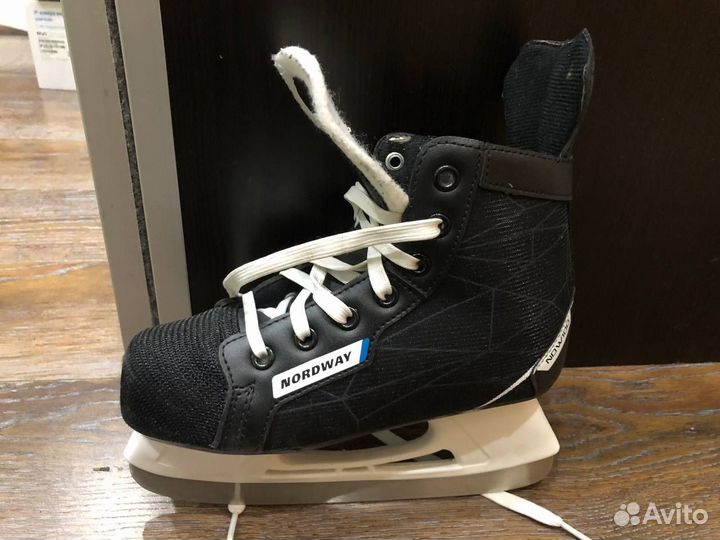 Коньки хоккейные 36 размер