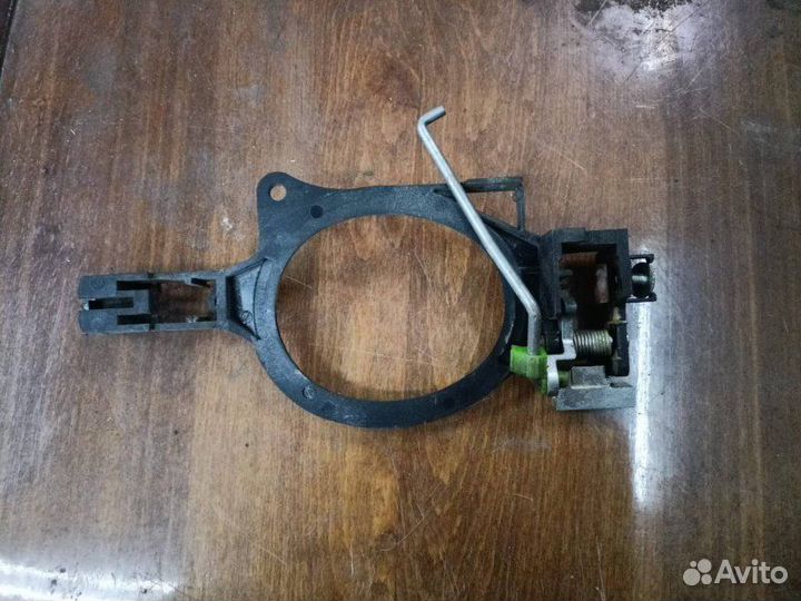 Скелет ручки двери задний левый Mitsubishi Lancer