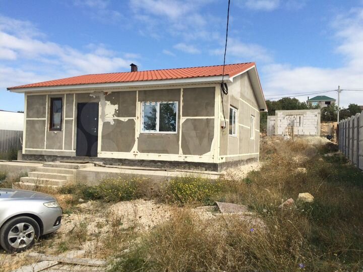 Дом 76 м² на участке 4 сот.