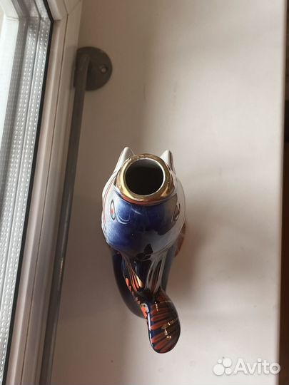 Фарфоровый графин в виде рыбы