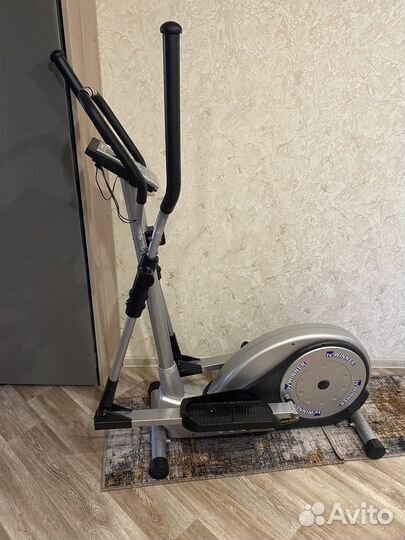 Эллиптический тренажер