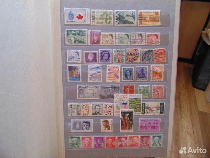 Альбом с марками. Марки мира. 28