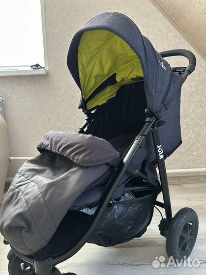 Прогулочная коляска Joie Litetrax 4 Air