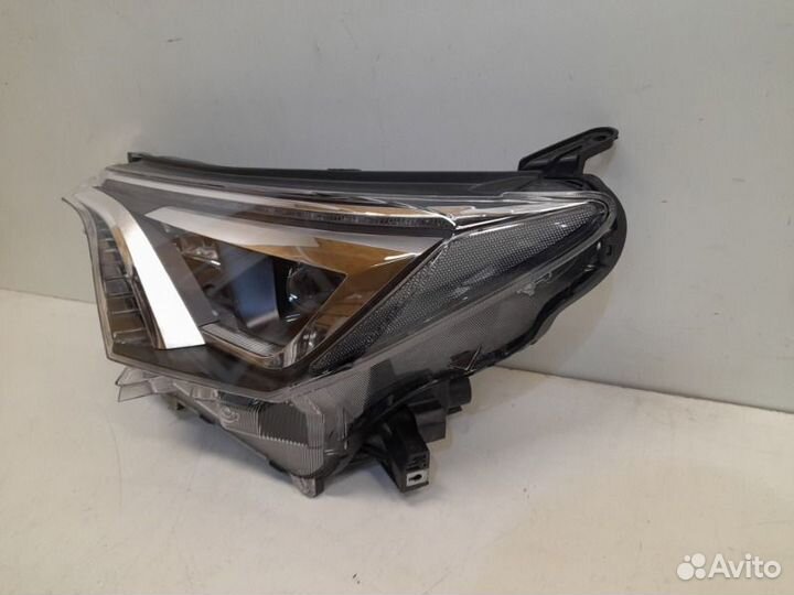 Фара левая Toyota Rav4 45 2016-2019