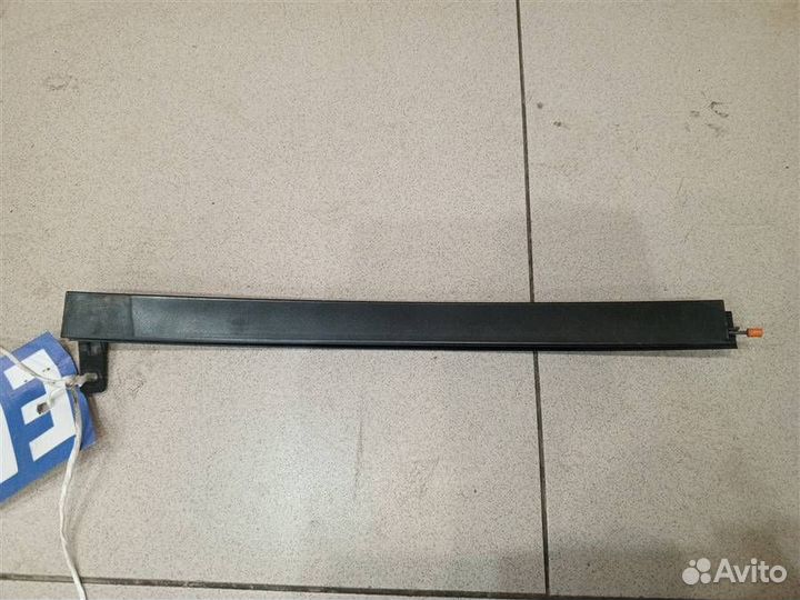 Направляющая стекла двери задней правой Ford Fusi