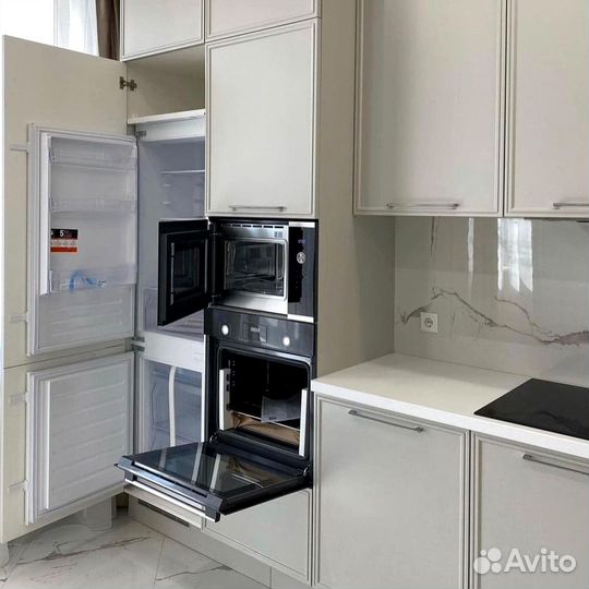 Прямой кухонный гарнитур современный