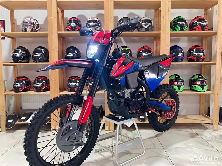 Мотоцикл BSE T7 Flash Sport