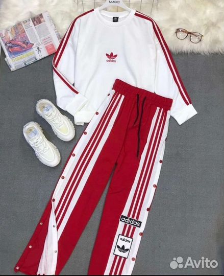 Спортивный костюм adidas