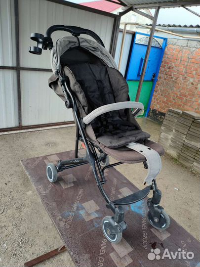 Детская коляска прогулочная