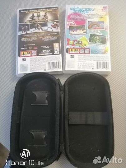 Чехол на Sony PSP и две игры