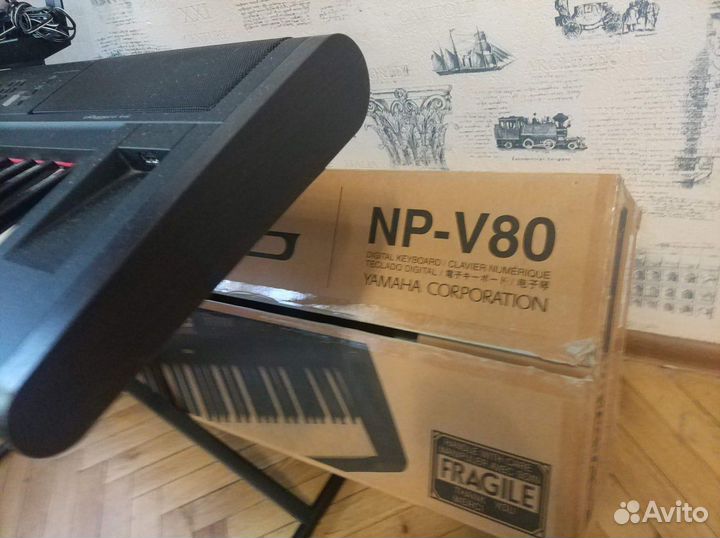 Электронное пианино yamaha