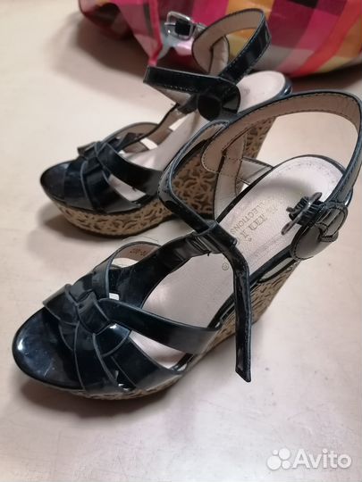 Босоножки на платформе 36