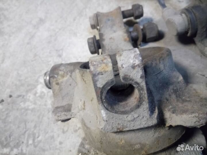 Поворотный кулак Ауди 80 Б4