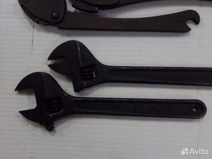 Набор из 2х ключей, ключ гаечный разводной и самоз