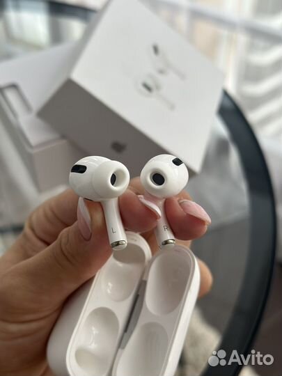 Наушники TWS Apple AirPods Pro 2 белый