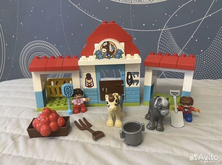 Lego duplo конюшня