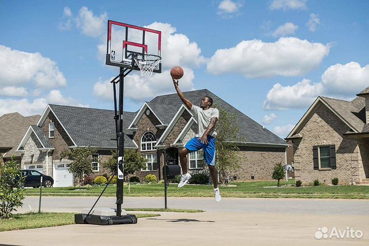 Баскетбольные стойки и щиты Spalding