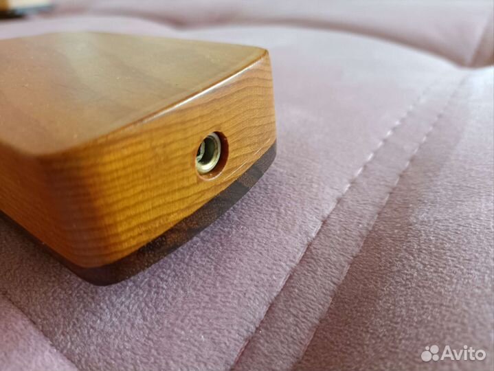 Гриф запечённый клен