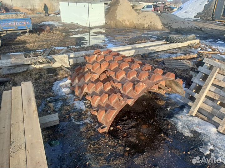 Кулачковый бандаж для грунтового катка SS R180C-8