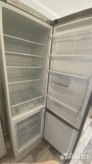 Холодильник bosch KGV39Xl2AR